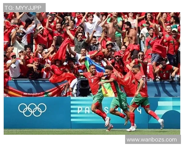 世界排名第二足球巨星的荣耀与挑战：从赛场到未来的无限可能