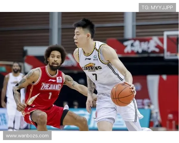 南京篮球队与西安篮球队赛后复盘分析两队状态与表现对比